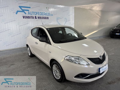 Lancia Ypsilon 1.3 MJT 16V 95 CV 5 porte S&S Platinum (3)