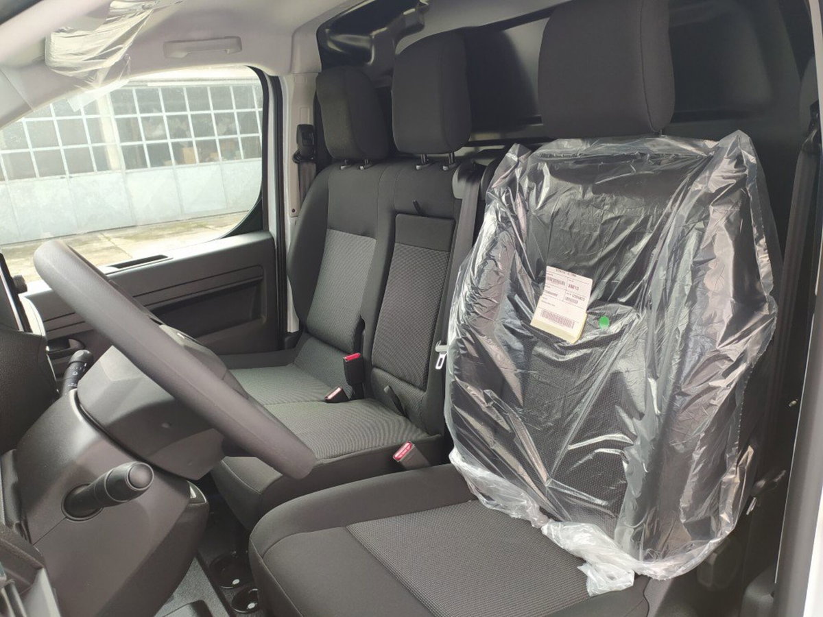 Peugeot Expert Furgone long 2.2 diesel 150cv S&S (10)