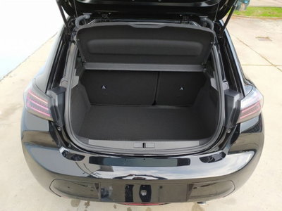 Peugeot 208 motore elettrico 136 CV 5 porte GT (15)