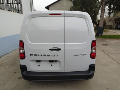 Peugeot Partner Furgone M 1.5 diesel 130cv S&S (8)