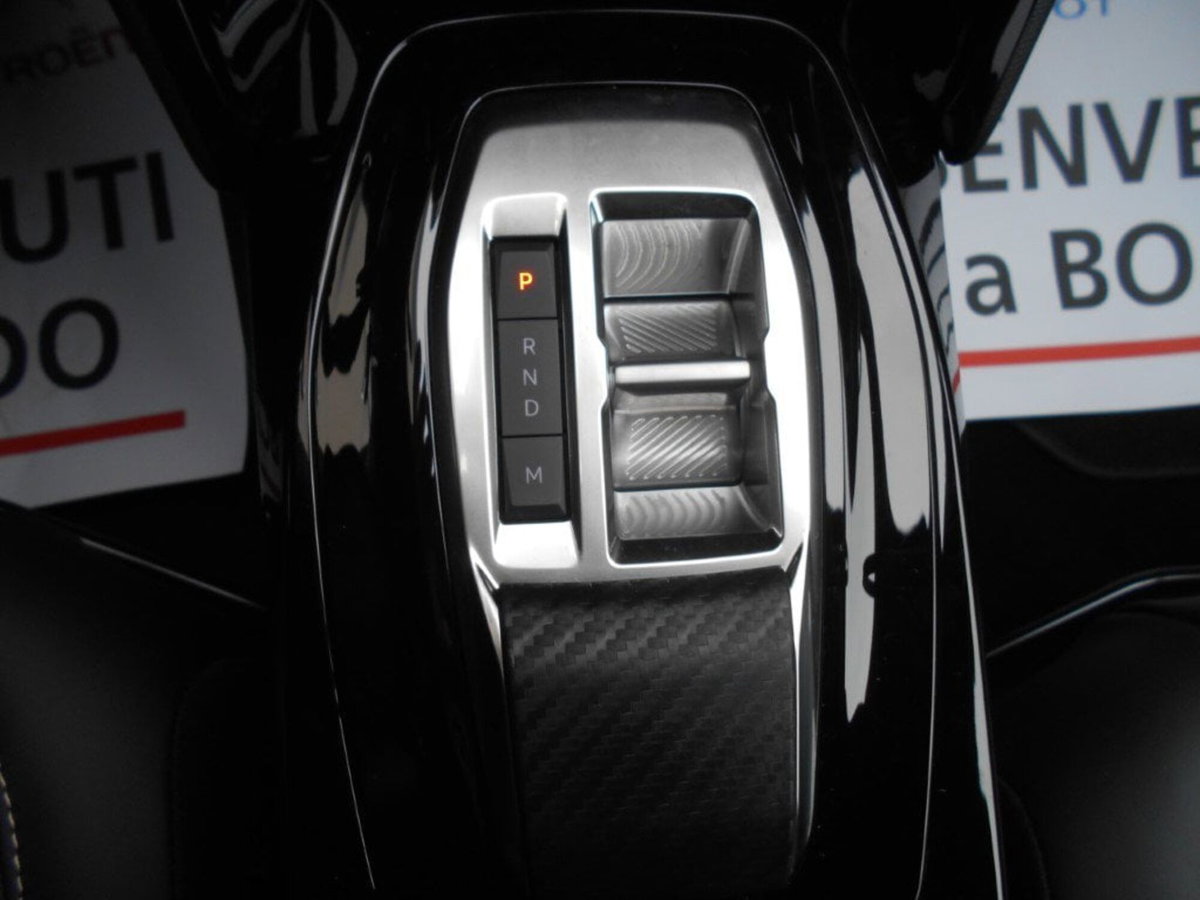 Peugeot 2008 PureTech 130 S&S EAT8 Allure Pack (8)