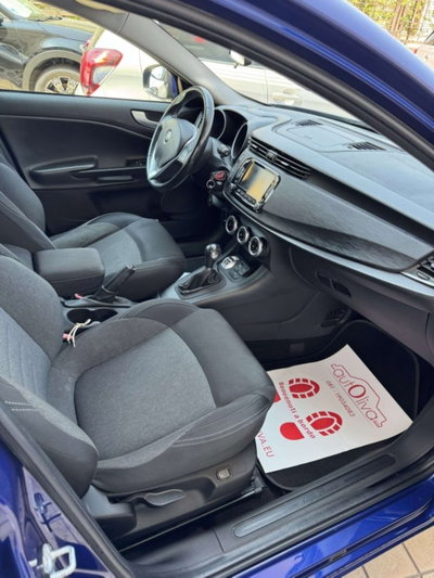 Alfa Romeo Giulietta 1.6 JTDm Super 120cv tct (8)