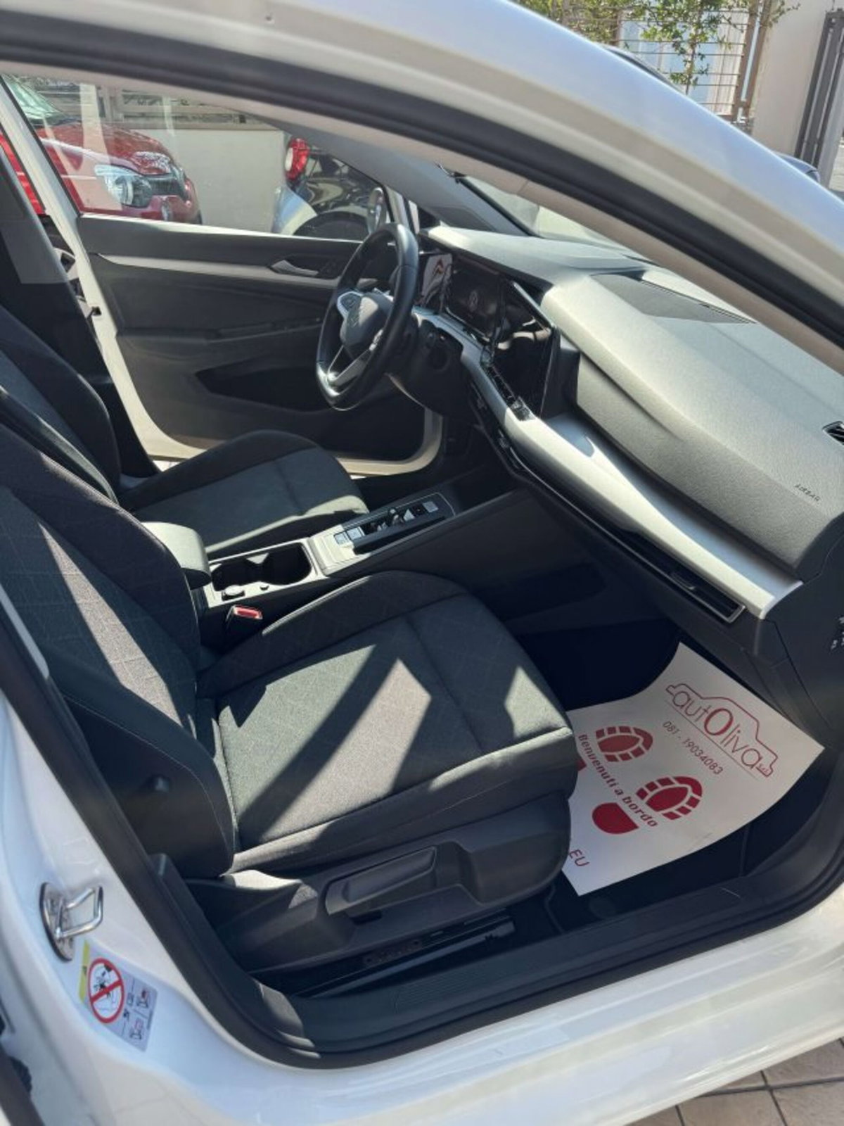 Volkswagen Golf Variant 1.0 eTSI EVO DSG Life (9)
