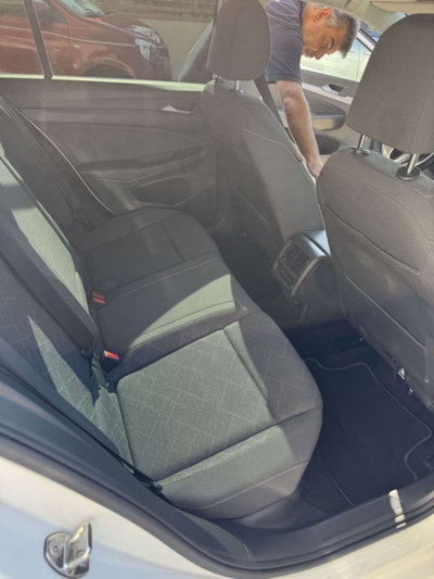 Volkswagen Golf Variant 1.0 eTSI EVO DSG Life (10)