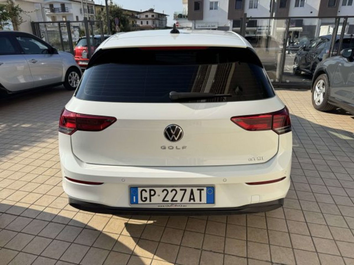 Volkswagen Golf Variant 1.0 eTSI EVO DSG Life (4)