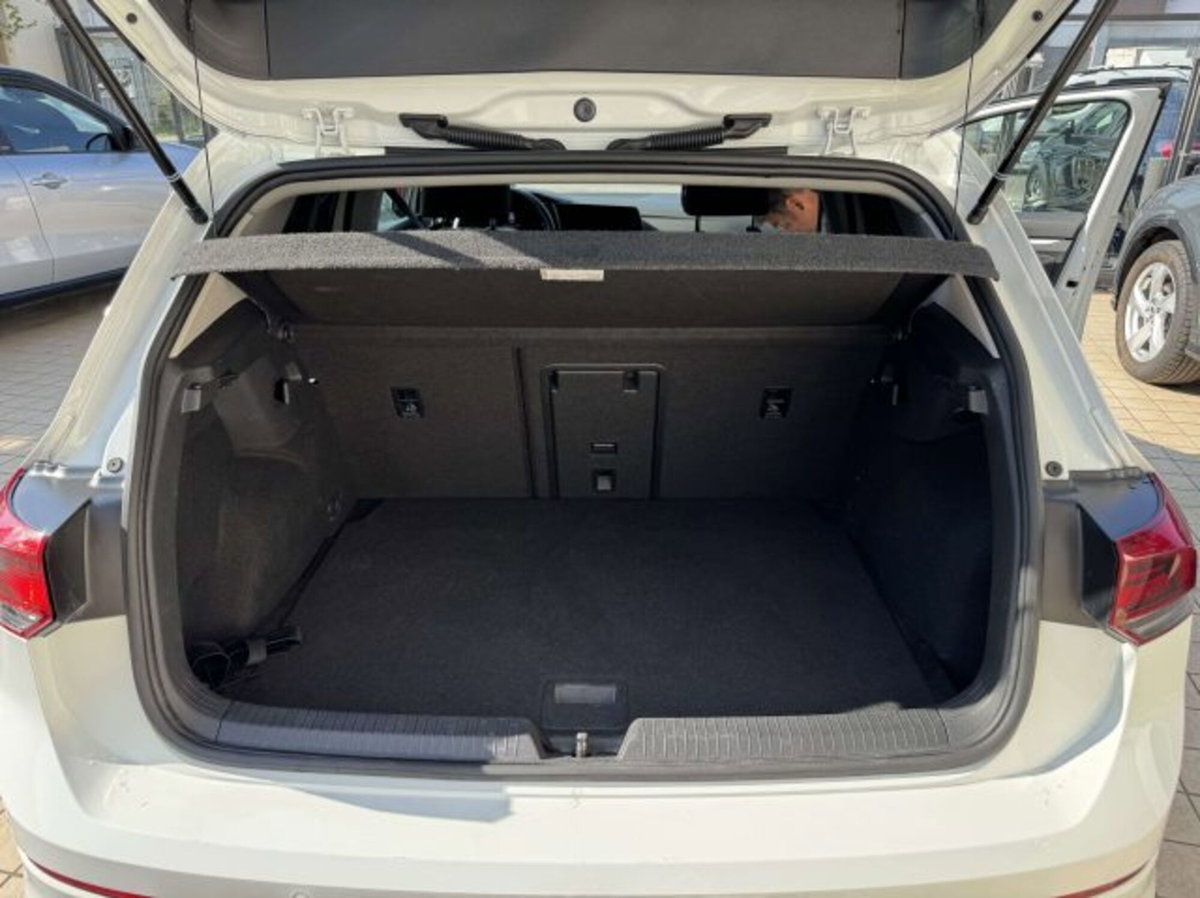 Volkswagen Golf Variant 1.0 eTSI EVO DSG Life (7)