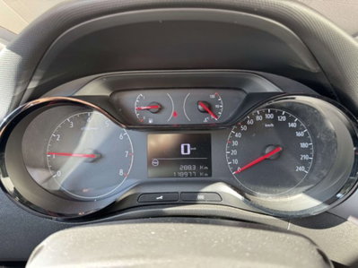 Opel Crossland X 1.2 12V (9)