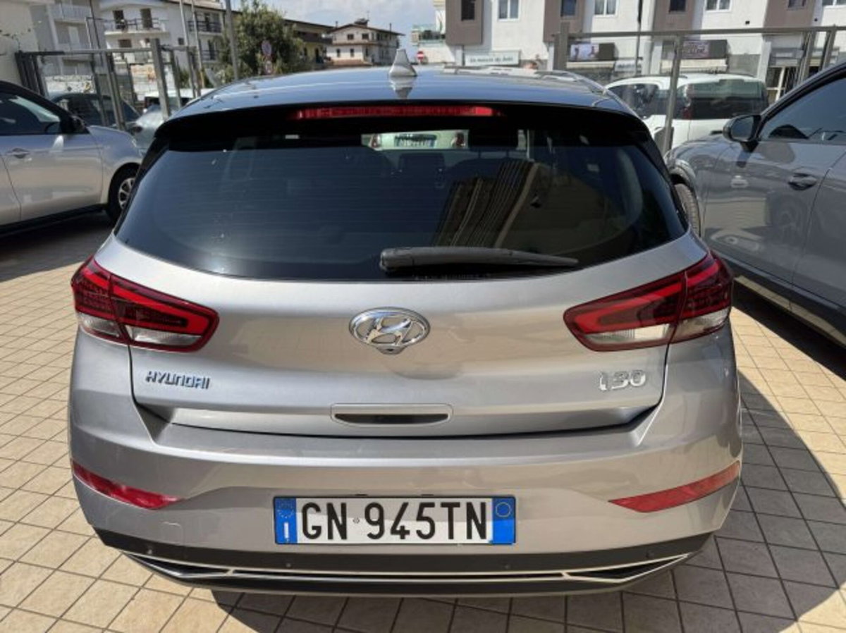 Hyundai i30 1.0 t-gdi 48V Prime 120cv dct (5)