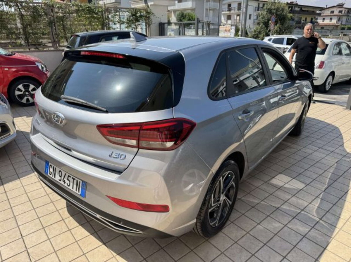 Hyundai i30 1.0 t-gdi 48V Prime 120cv dct (6)