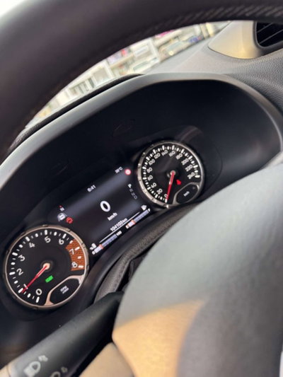 Jeep Renegade 1.5 turbo t4 mhev Renegade 2wd dct (8)