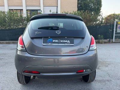 Lancia Ypsilon 0.9 TwinAir 5 porte Metano Ecochic Gold (7)