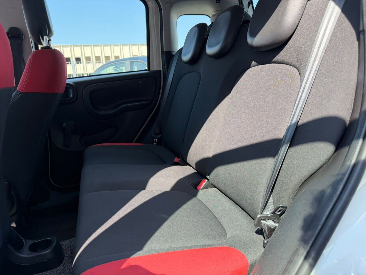 Fiat Panda 0.9 TwinAir Turbo Natural Power Lounge (11)