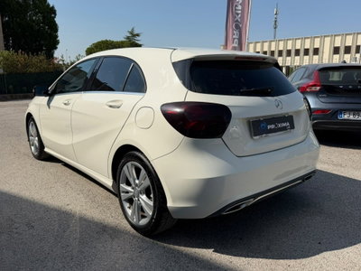 Mercedes-Benz Classe A 180 d Premium (4)