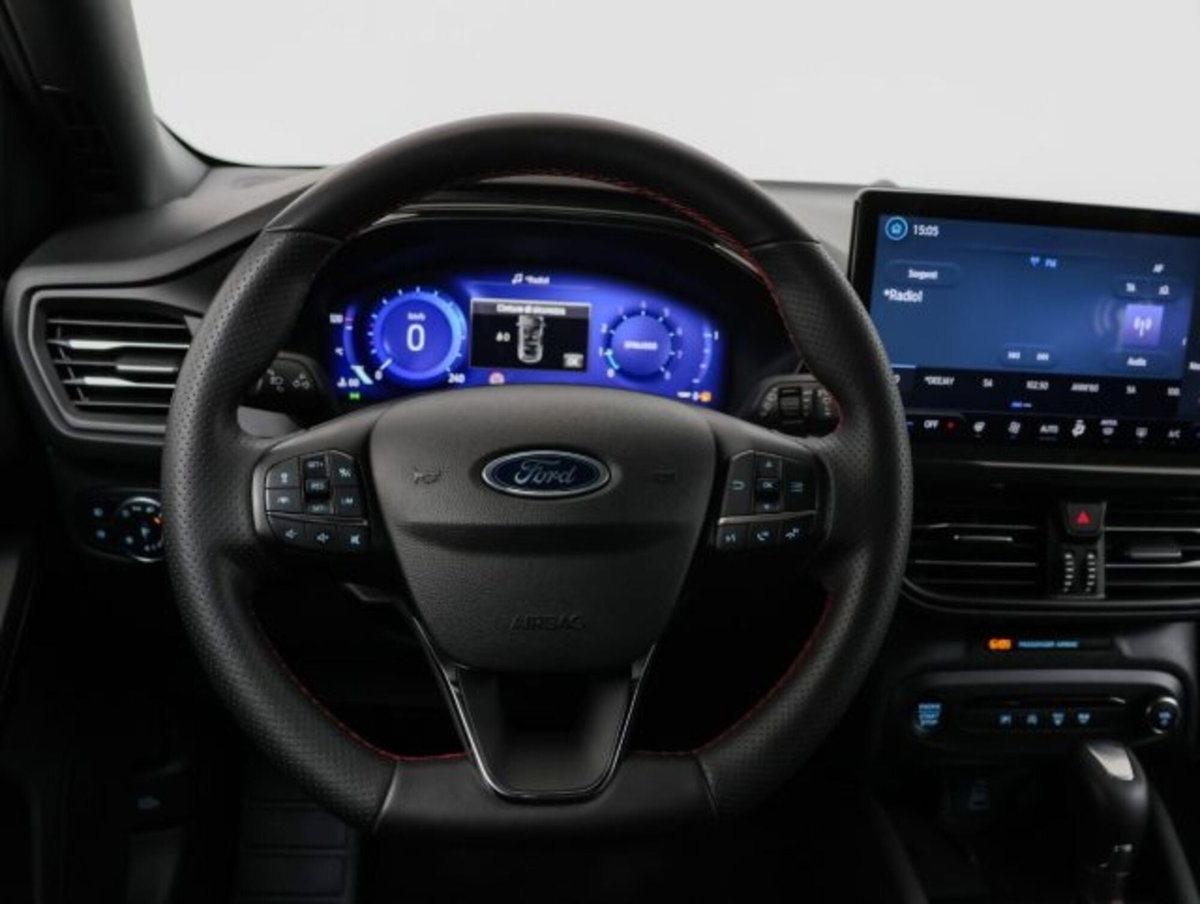 Ford Focus Station Wagon 1.0 EcoBoost Hybrid 155 CV SW ST-Line X (15)
