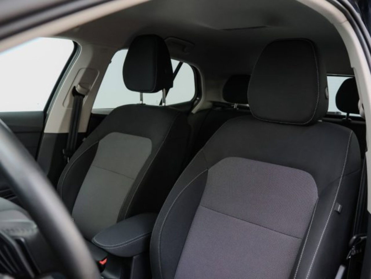 Skoda Fabia 1.0 tsi Selection 115cv dsg (9)