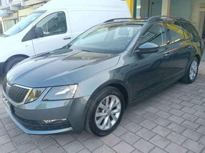 Skoda Octavia Station Wagon 1.4 TSI Wagon Executive G-Tec usata