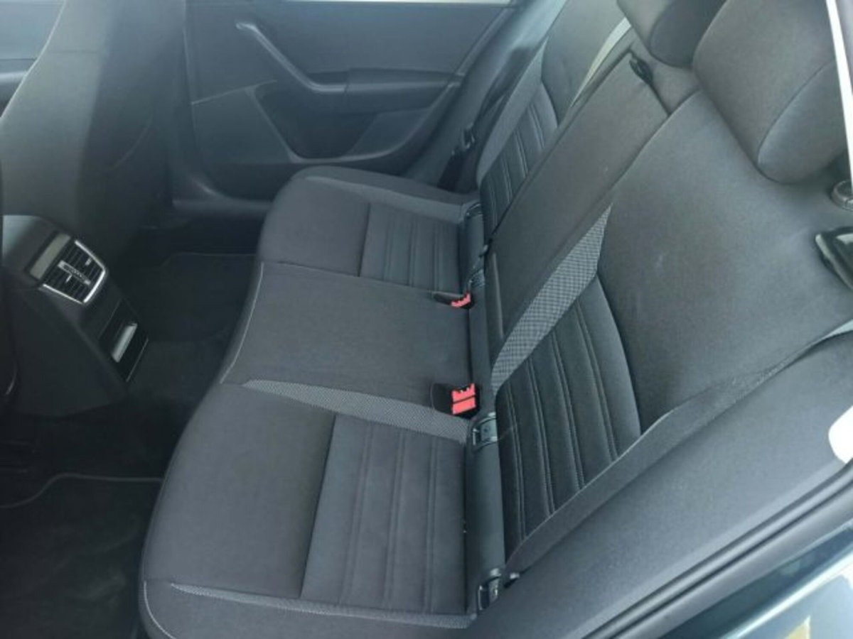 Skoda Octavia Station Wagon 1.4 TSI Wagon Executive G-Tec (5)