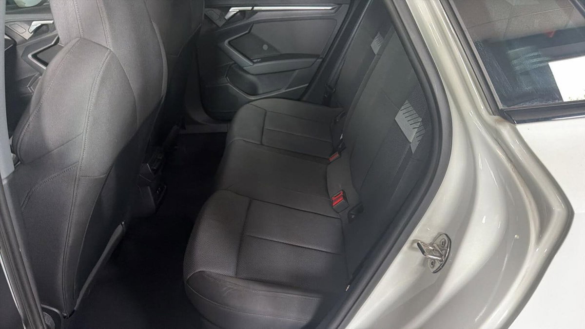 Audi A3 Sedan 35 TFSI S tronic S line edition (9)