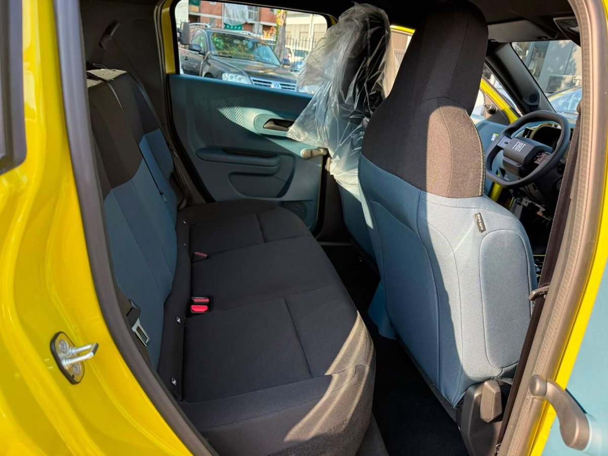 Fiat Grande Panda 1.2 hybrid Pop 110cv edct (12)