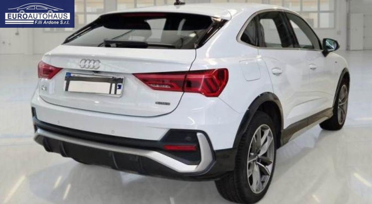 Audi Q3 Sportback 40 TDI quattro S tronic S line edition (2)