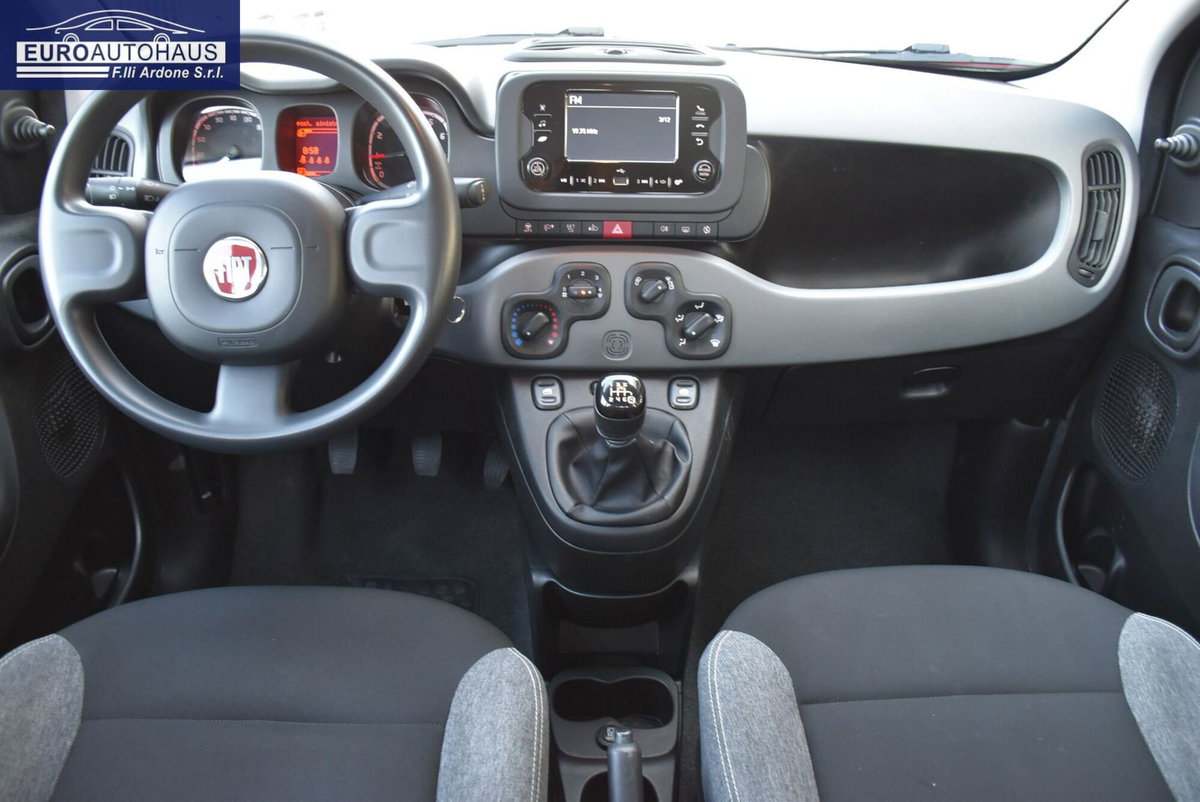Fiat Panda 1.0 FireFly S&S Hybrid City Cross (7)