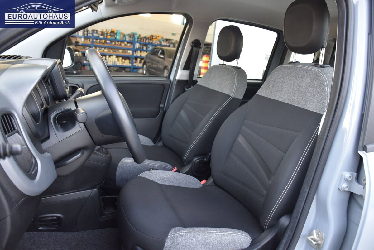 Fiat Panda 1.0 FireFly S&S Hybrid City Cross (8)