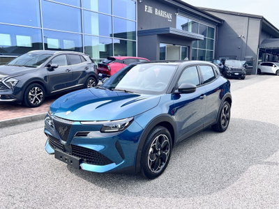Alfa Romeo Junior elettrica Speciale 156cv
