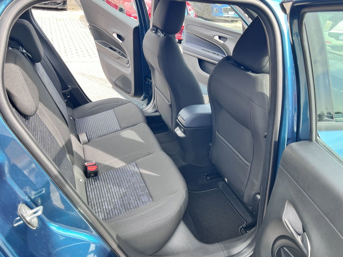 Alfa Romeo Junior elettrica Speciale 156cv (7)