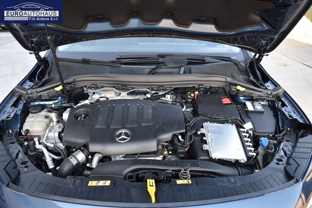 Mercedes-Benz GLA SUV 200 d Business Extra auto (19)