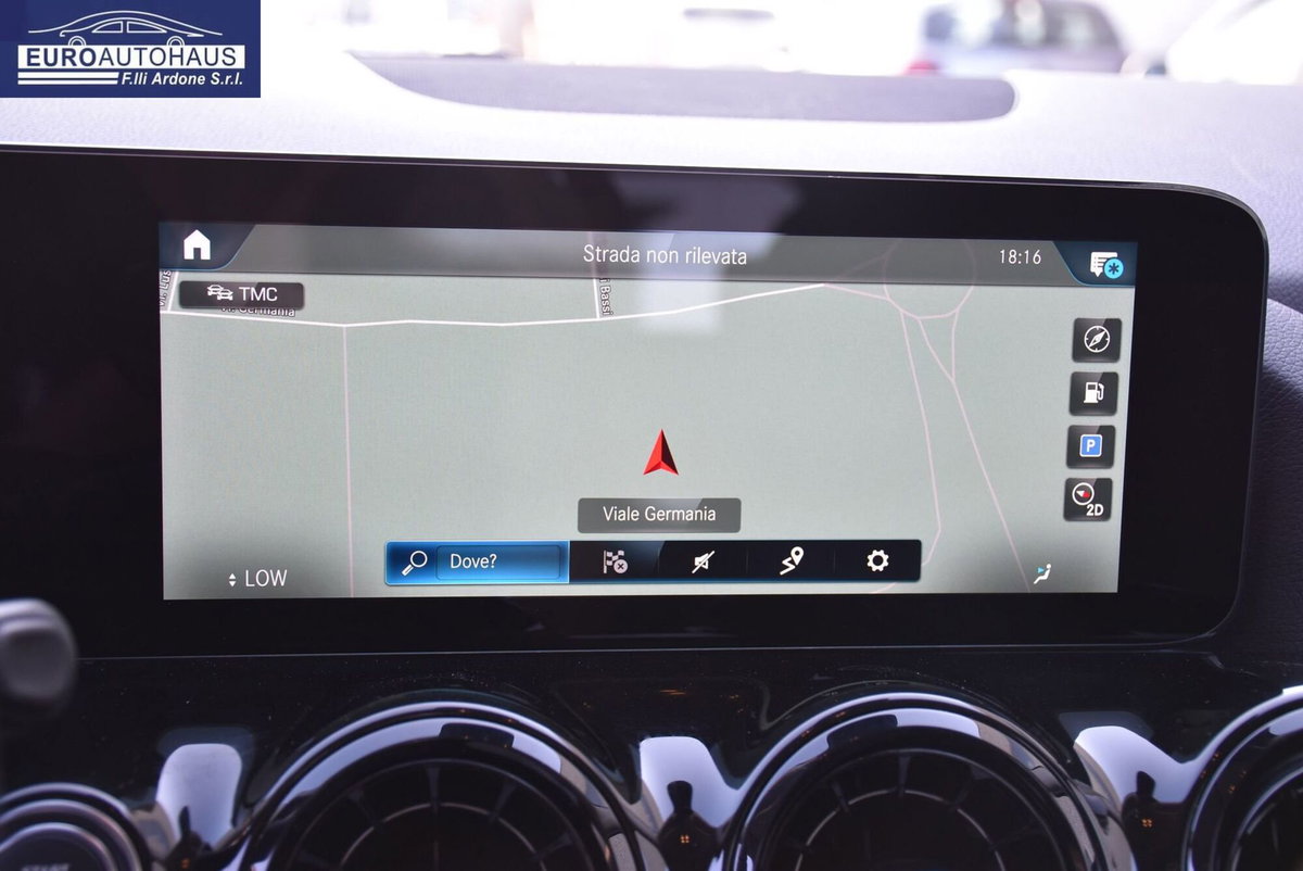 Mercedes-Benz GLA SUV 200 d Business Extra auto (9)