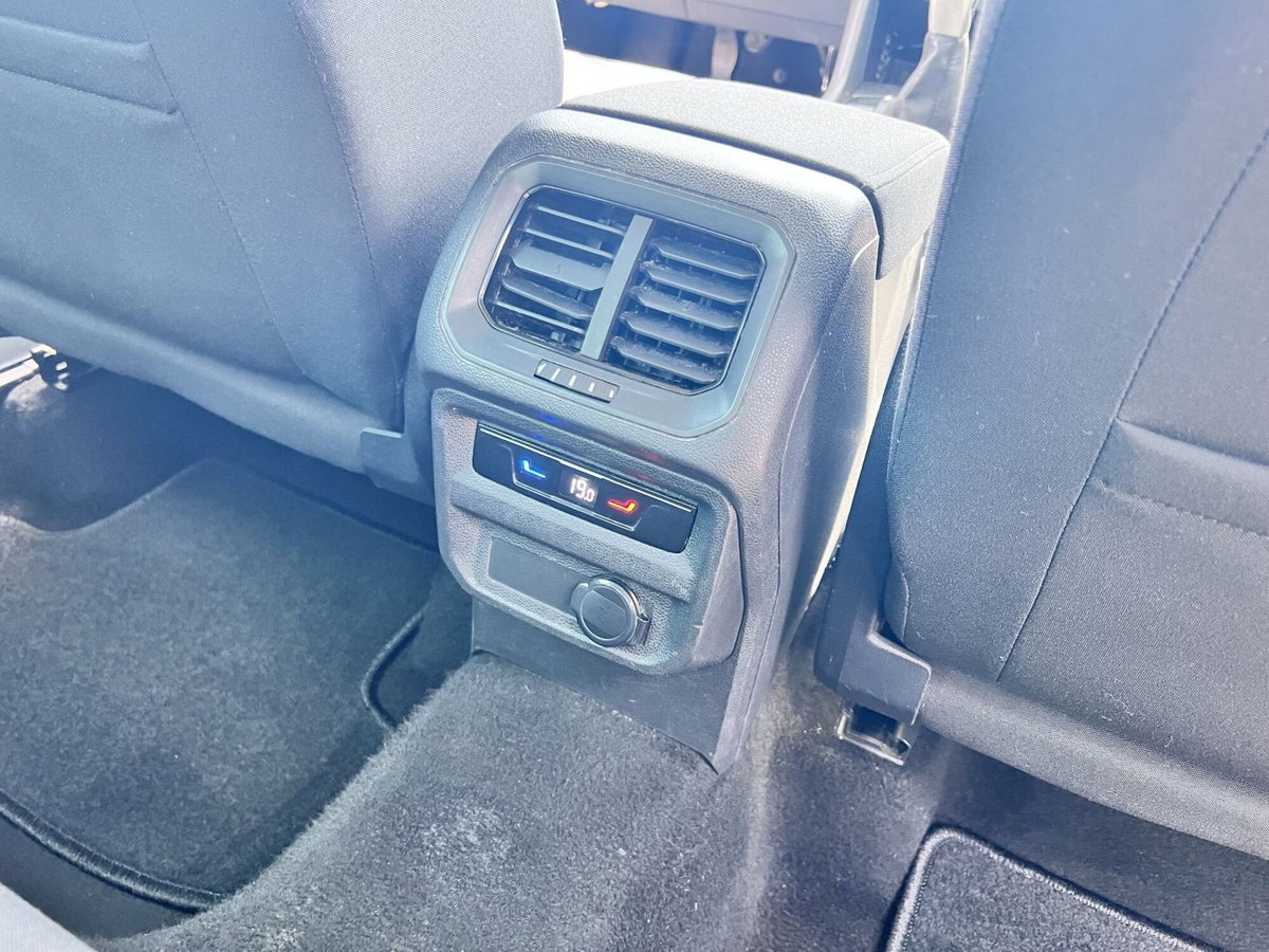 Volkswagen Tiguan 1.5 TSI ACT Life (8)