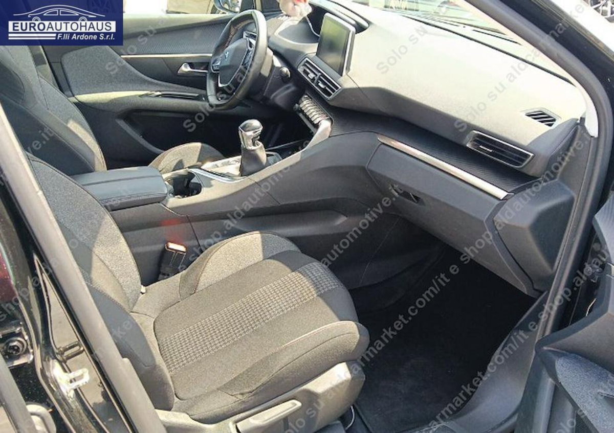 Peugeot 3008 BlueHDi 130 S&S EAT8 Active Pack (4)