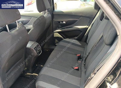 Peugeot 3008 BlueHDi 130 S&S EAT8 Active Pack (6)