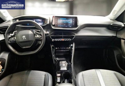Peugeot 2008 BlueHDi 130 S&S EAT8 Allure Pack (3)
