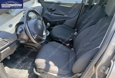 Lancia Ypsilon 1.0 FireFly 5 porte S&S Hybrid Gold Plus (5)