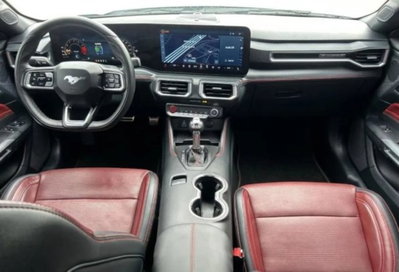 Ford Mustang Coupé Fastback 2.3 EcoBoost (17)