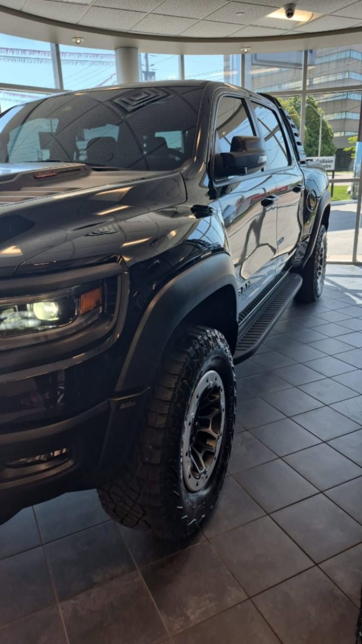 Ram Ram Pick-up Ram 1500 6.2 V8 Crew Cab TRX 702cv at8 (2)