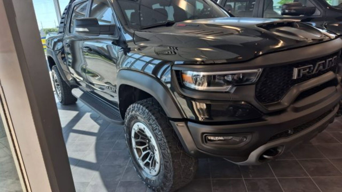 Ram Ram Pick-up Ram 1500 6.2 V8 Crew Cab TRX 702cv at8 (5)