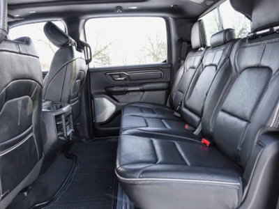 Ram Ram Pick-up Ram 1500 5.7 V8 Crew Cab Limited Night Edition 395cv at8 (13)