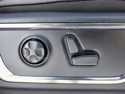 Ram Ram Pick-up Ram 1500 5.7 V8 Crew Cab Limited Night Edition 395cv at8 (15)