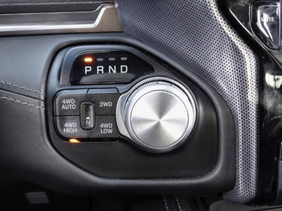 Ram Ram Pick-up Ram 1500 5.7 V8 Crew Cab Limited Night Edition 395cv at8 (17)