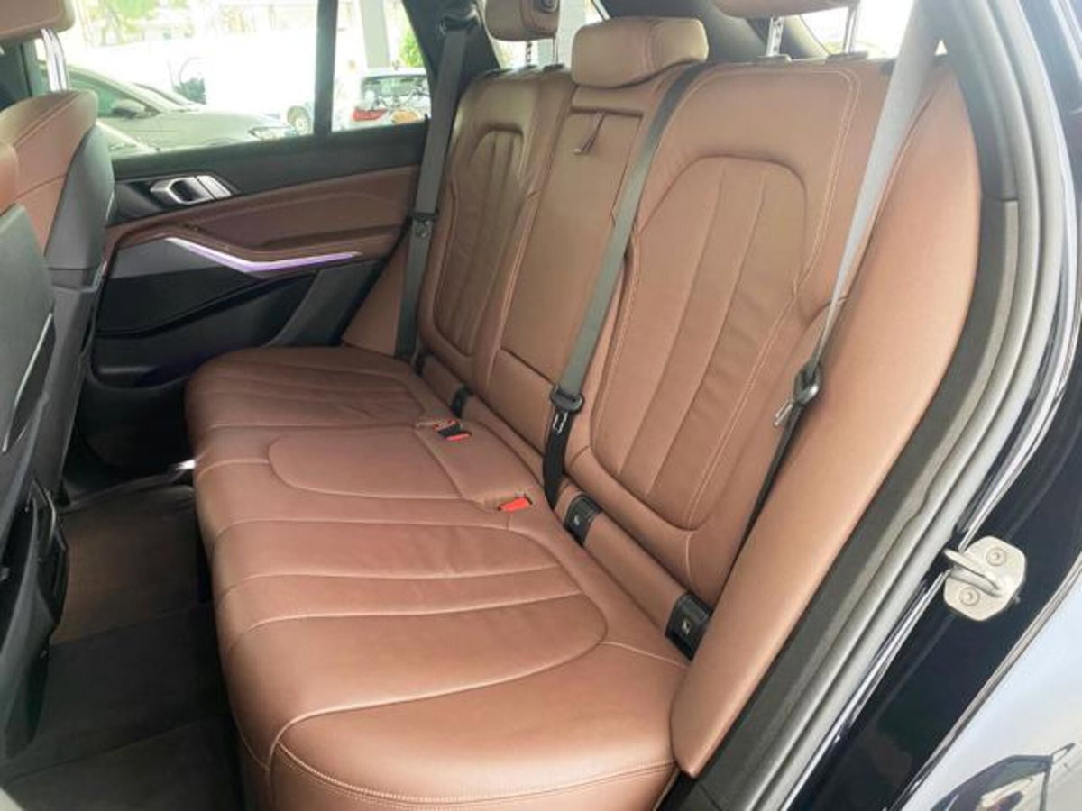 BMW X5 M 50d (10)