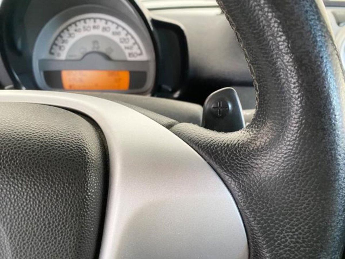 smart Fortwo 1000 52 kW MHD coupé passion (17)
