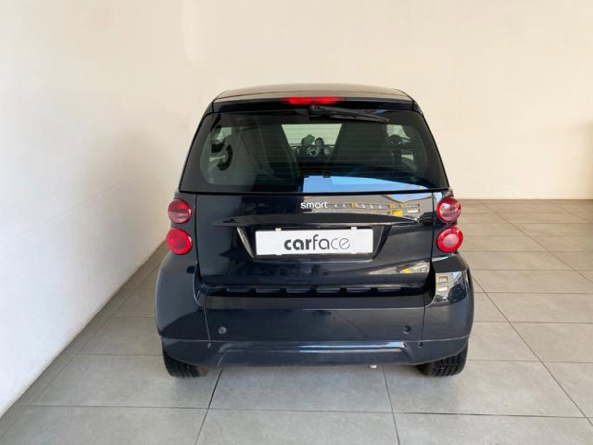 smart Fortwo 1000 52 kW MHD coupé passion (4)