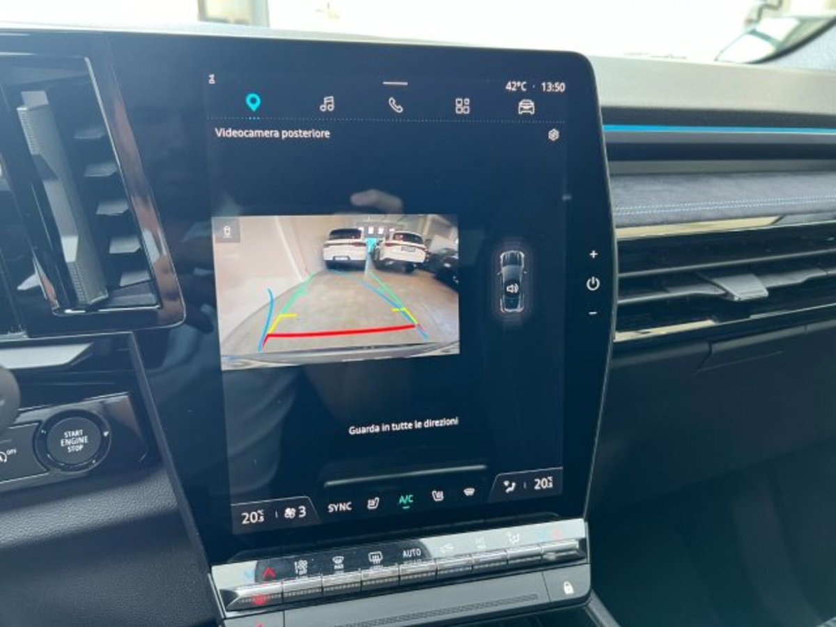 Renault Austral 1.3 mild hybrid Techno Esprit Alpine 160cv auto (12)