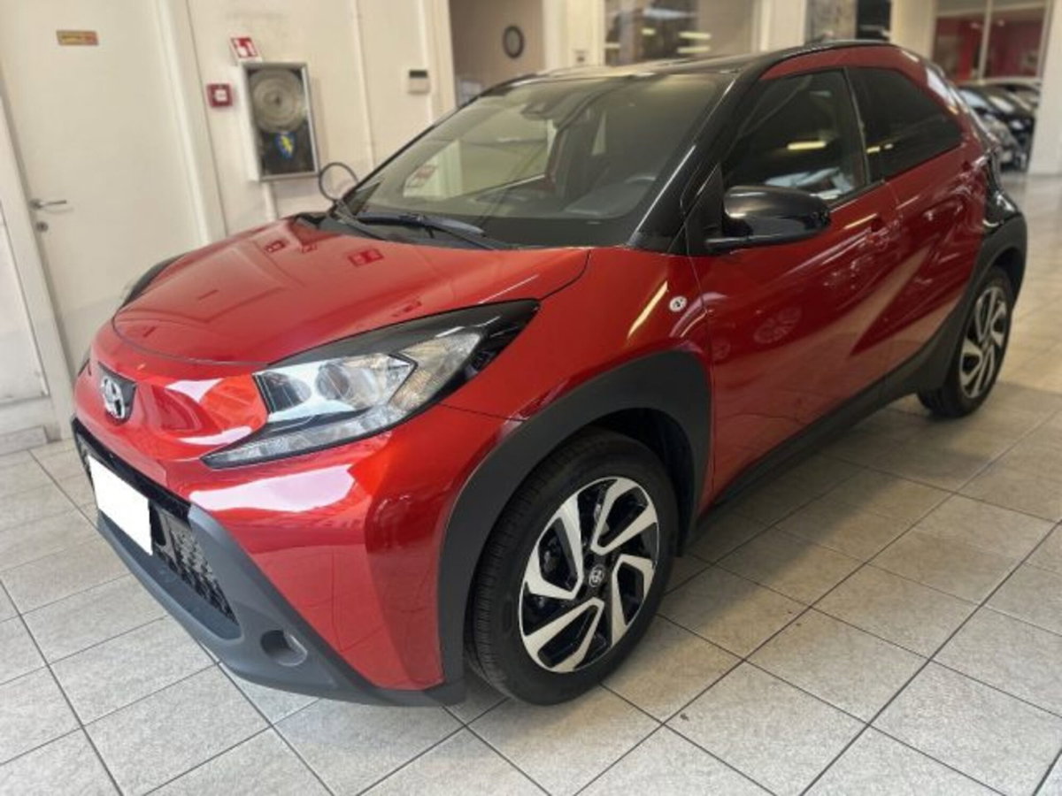 Toyota Aygo X 1.0 VVT-i 72 CV 5p. Undercover S-CVT