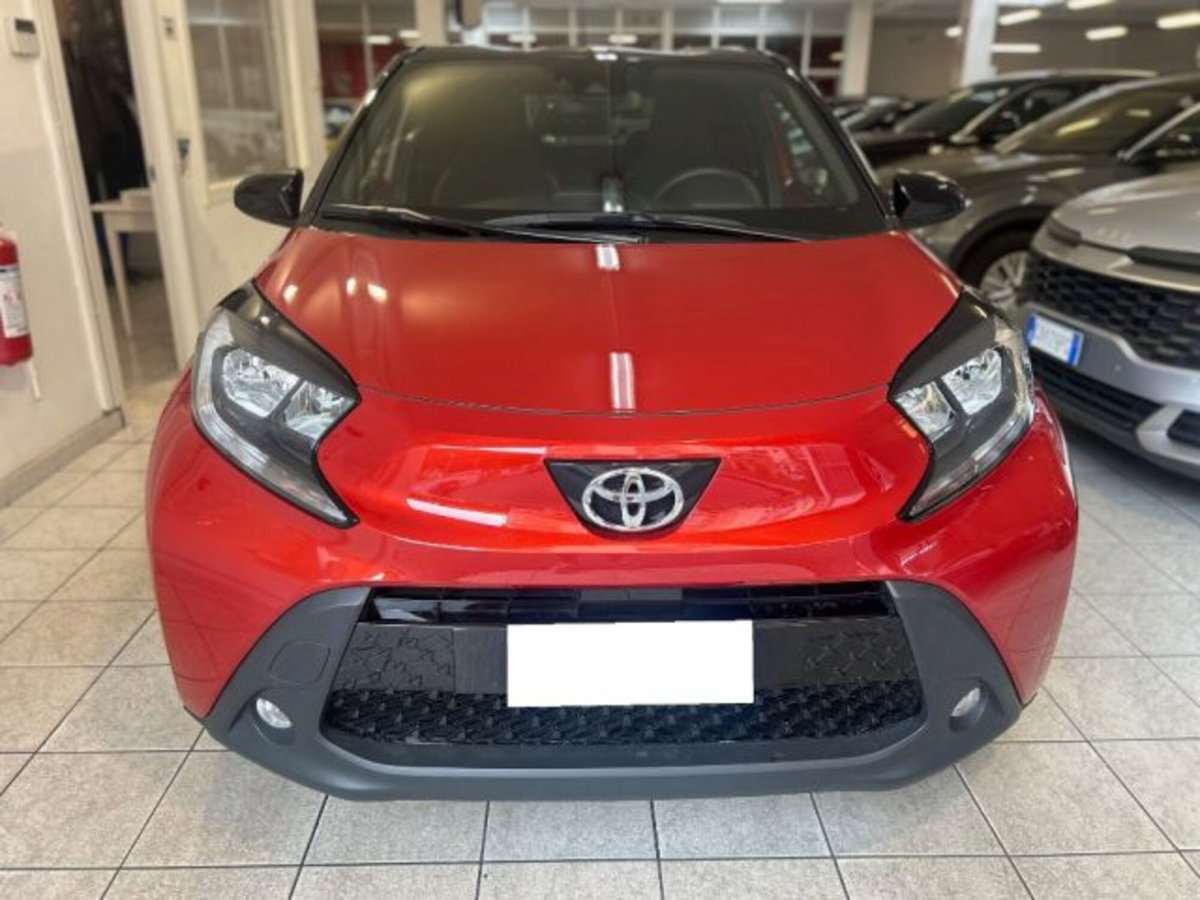 Toyota Aygo X 1.0 VVT-i 72 CV 5p. Undercover S-CVT (3)