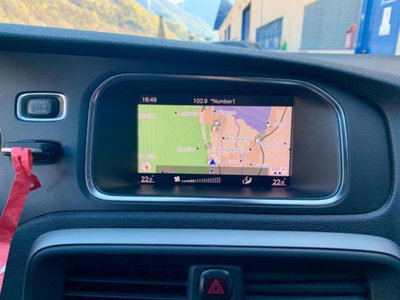 Volvo V40 D3 Geartronic Kinetic (14)