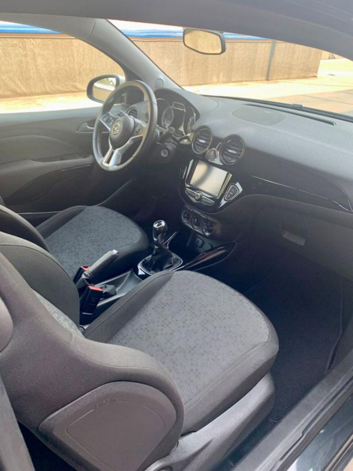 Opel Adam 1.2 70 CV Jam (10)