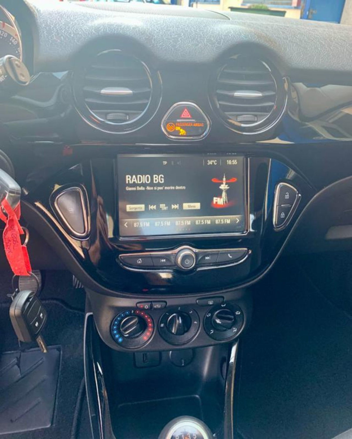 Opel Adam 1.2 70 CV Jam (14)